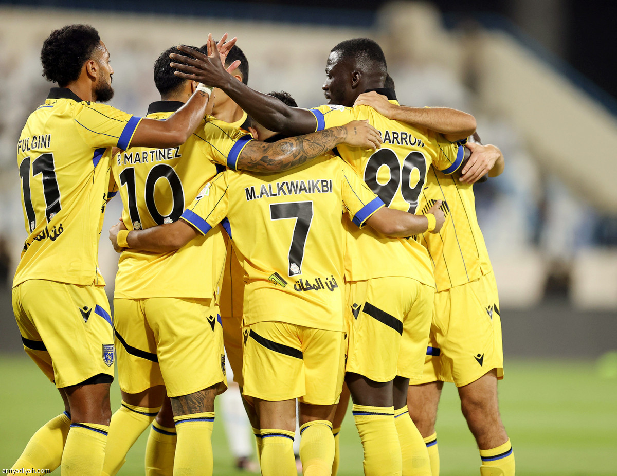 التعاون ينهض