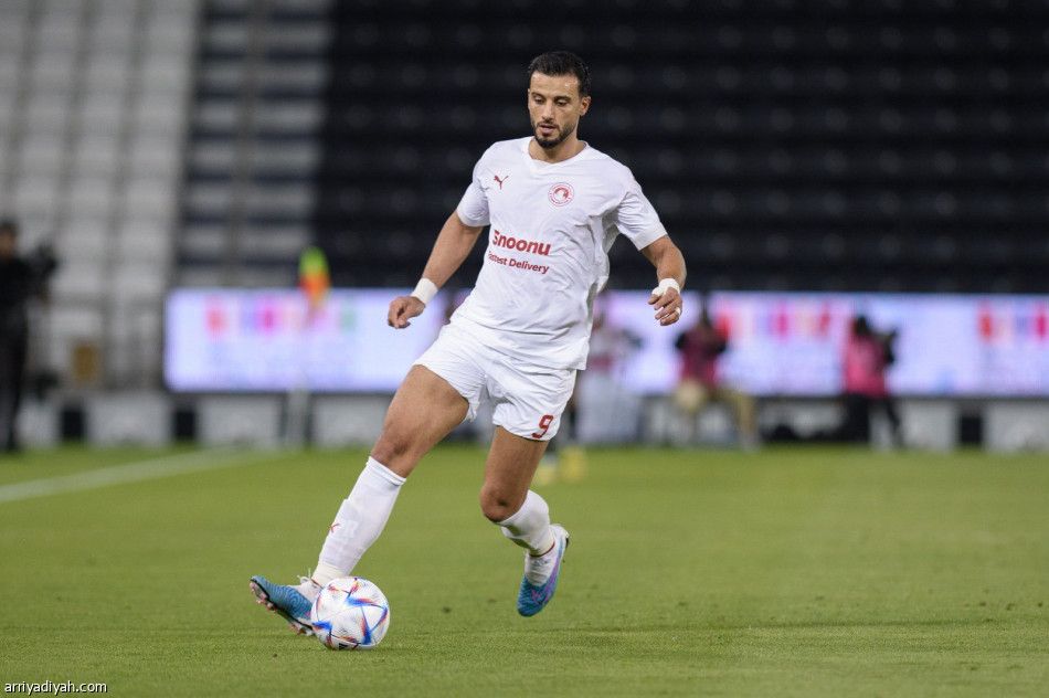 العربي يسقط الريان بـ«هاتريك» السومة