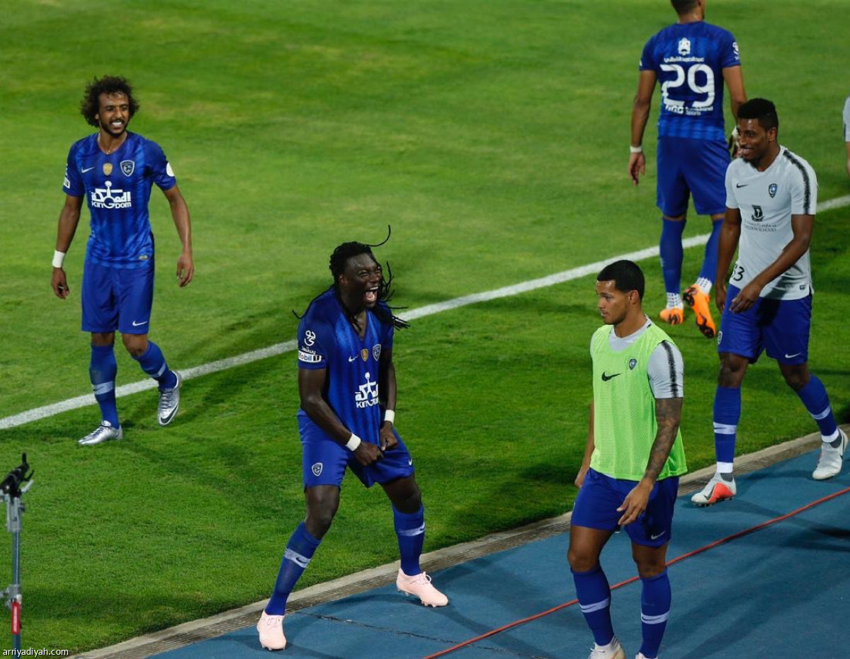 الهلال يطارد النصر