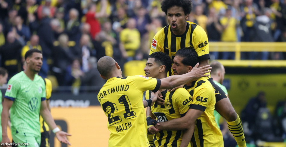 دورتموند يكتسح  فولفسبورج بسداسية