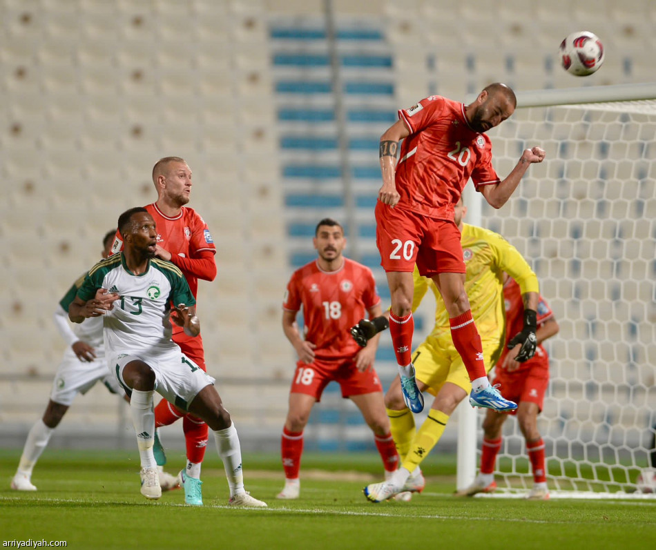 المرة الأولى.. الأخضر يكسب لبنان تجريبيا