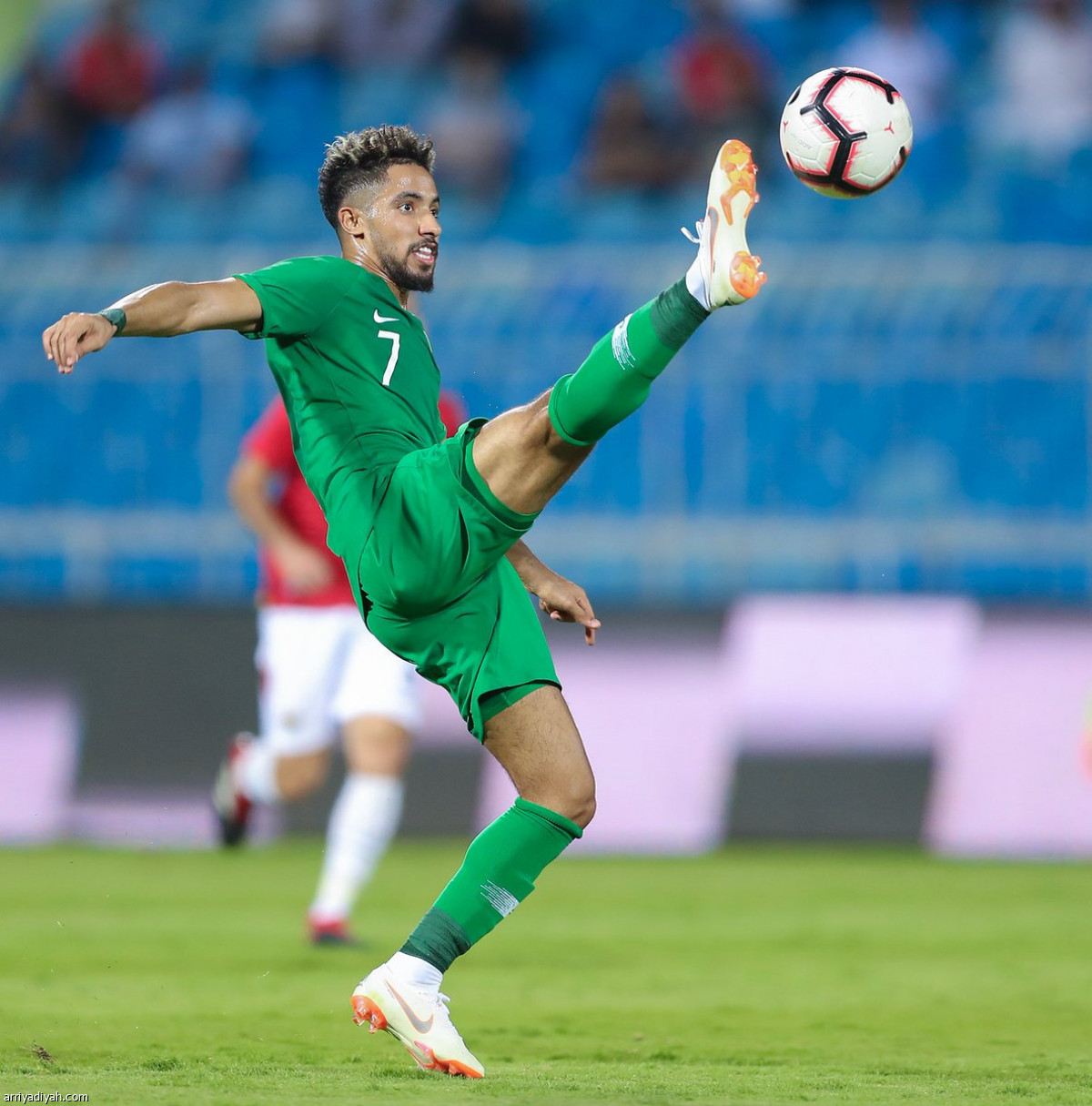 الأخضر يتعادل