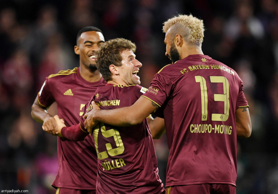 بايرن  يستعيد توازنه برباعية  ليفركوزن