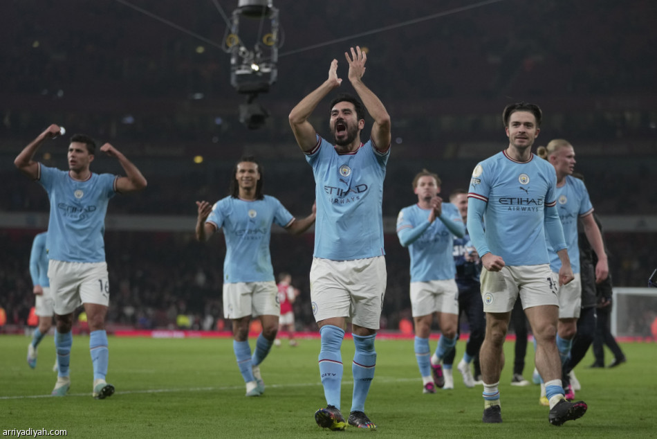 سيتي يضرب أرسنال بثلاثية.. ويخطف الصدارة