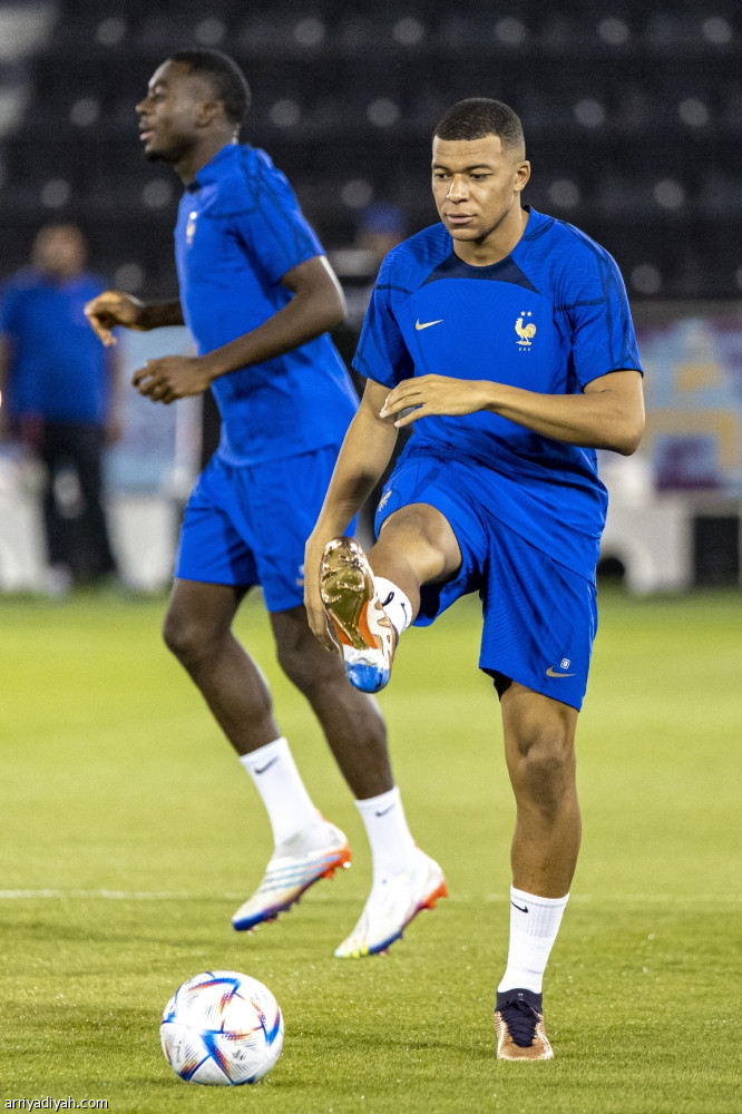 أمام بولندا.. فرنسا تطارد ثأر الأربعين عاما