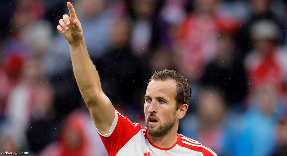 ثنائية كين تقود بايرن إلى عبور أوجسبورج