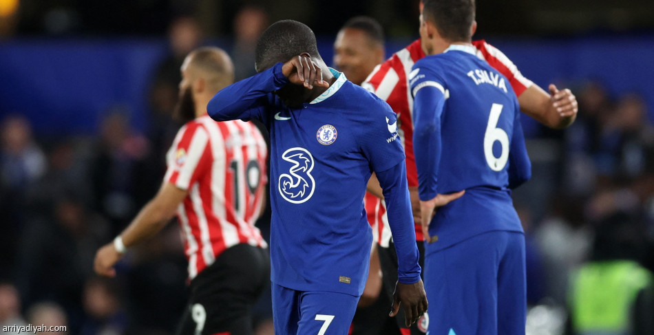 ليفربول يقلبها على وست هام.. وتشيلسي يسقط في ملعبه