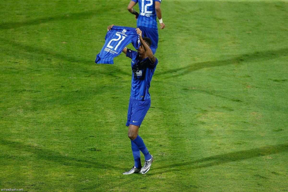 الهلال يطارد النصر