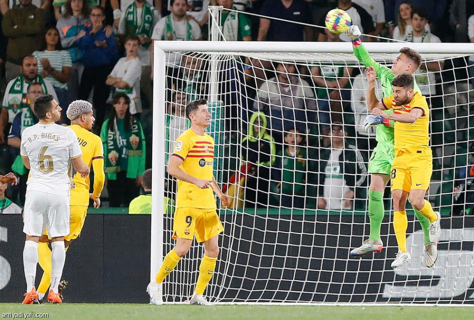 برشلونة يكتسح إلتشي.. ويحلق في الصدارة