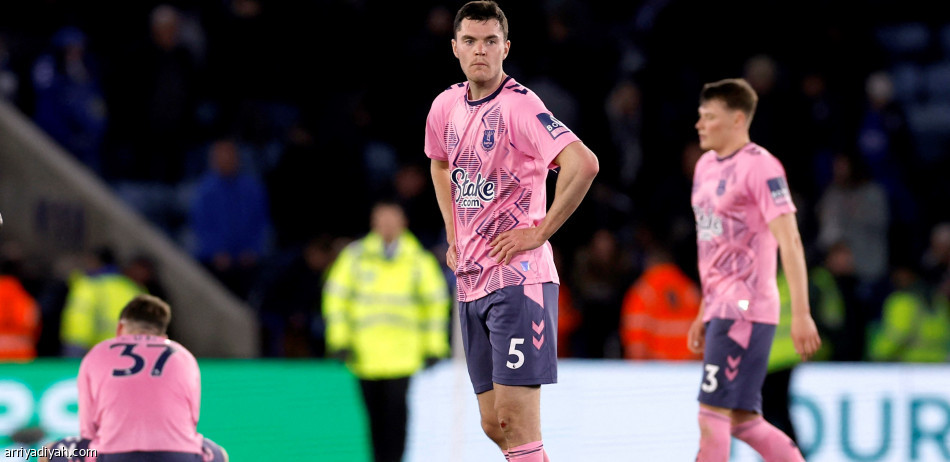 صراع القاع.. ليستر وإيفرتون يتعثران بالتعادل