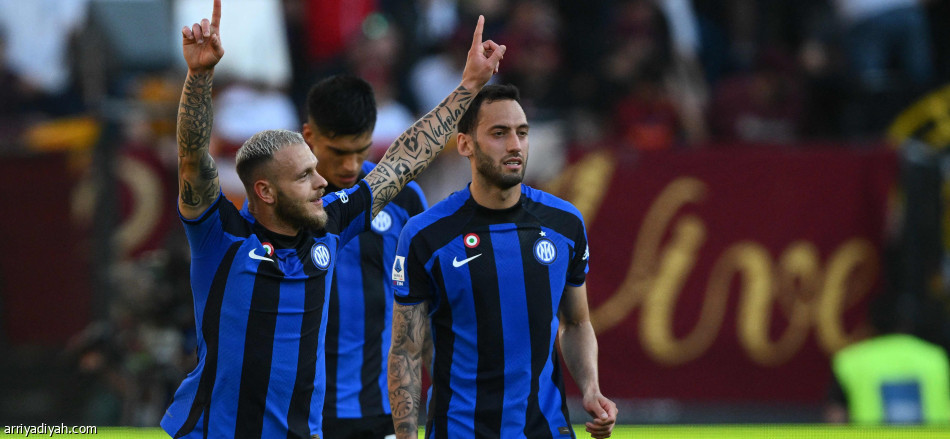 إنتر يستعيد «الرابع» بثنائية روما