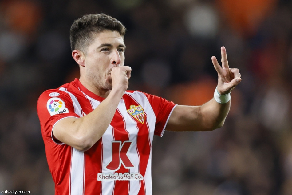 ألميريا يرفض الخسارة أمام فالنسيا