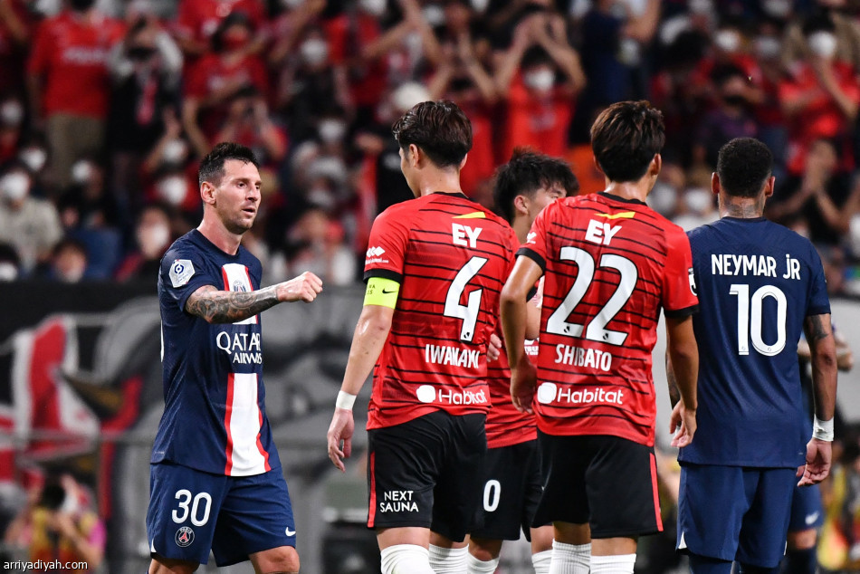 باريس سان جرمان يهزم أوراوا بثلاثية