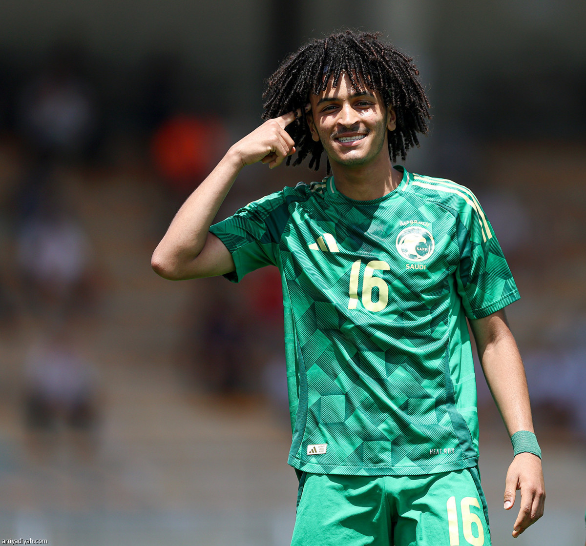 الأخضر في النهائي