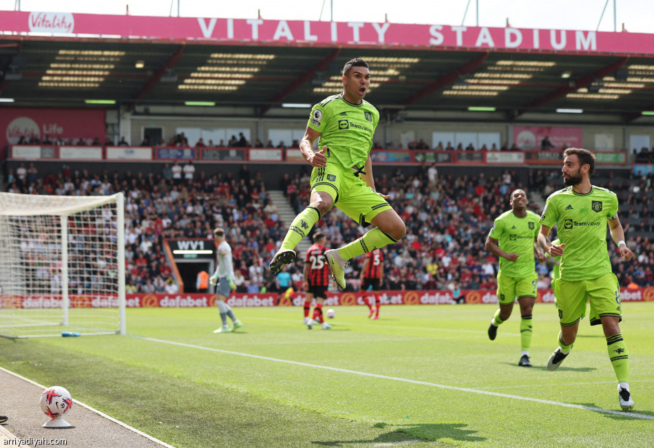 يونايتد يعبر بورنموث.. ويقترب من الأبطال