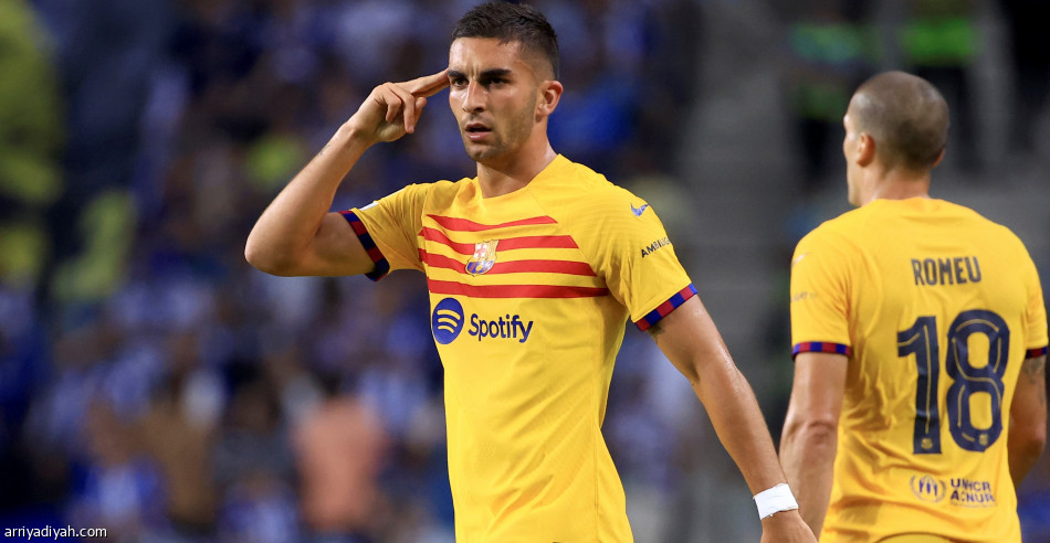 برشلونة يُسقط بورتو.. ويتصدر