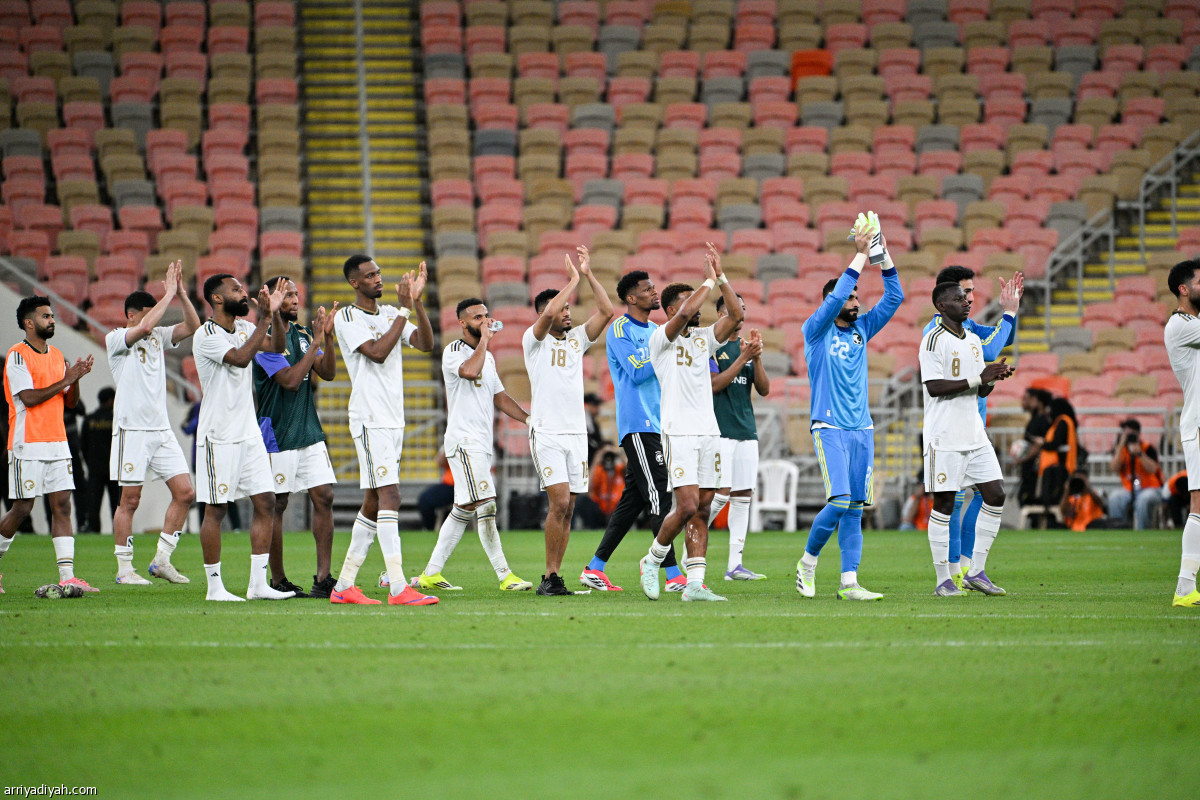 «الأخضر» يخسر