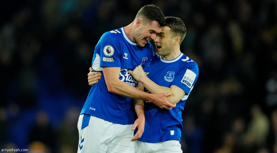 بتعادل إيفرتون.. توتنهام يقفز  إلى «الرابع»