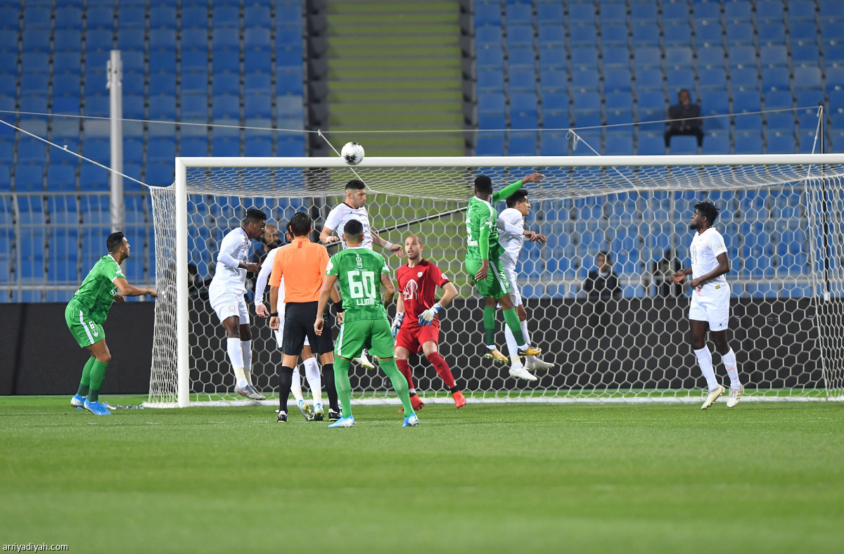 الشباب ينهض