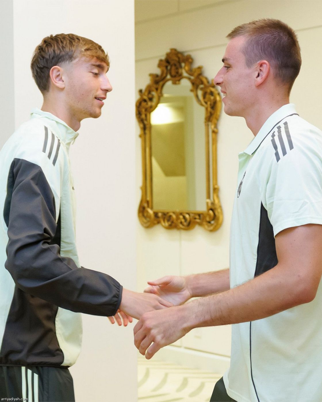 فلوريدا تستقبل الثلاثي