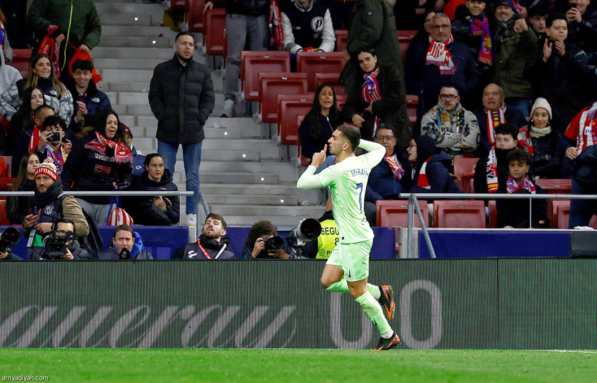 برشلونة يقلبها