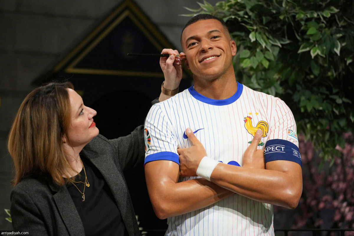 مبابي بالشمع