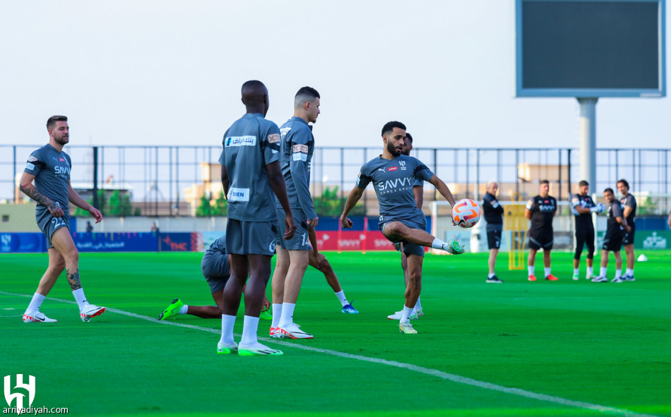 العويس يلتحق بقائمة مصابي الهلال
