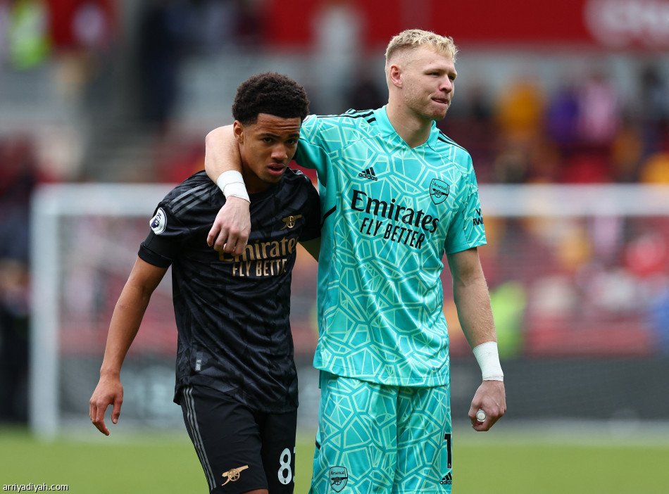 «إيثن» يدخل التاريخ