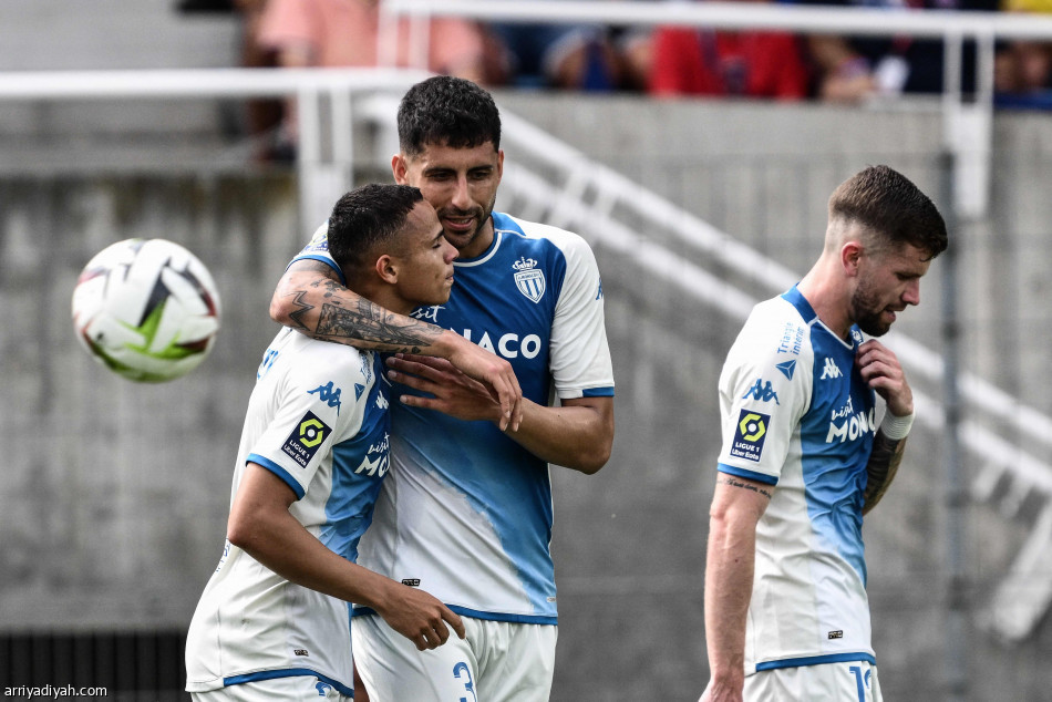 موناكو ينطلق برباعية كليرمون فوت