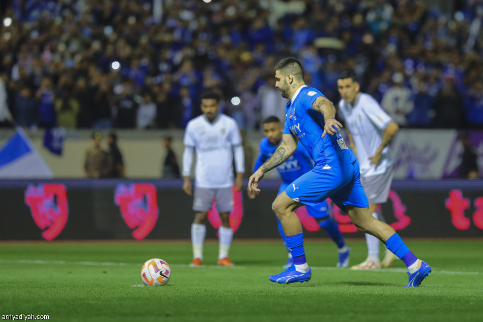 بثنائية الطائي.. الهلال 24 مباراة دون خسارة
