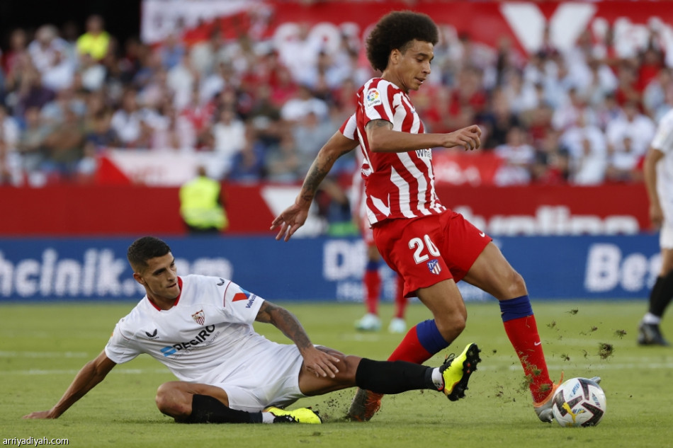 أتلتيكو مدريد ينهض بثنائية إشبيلية