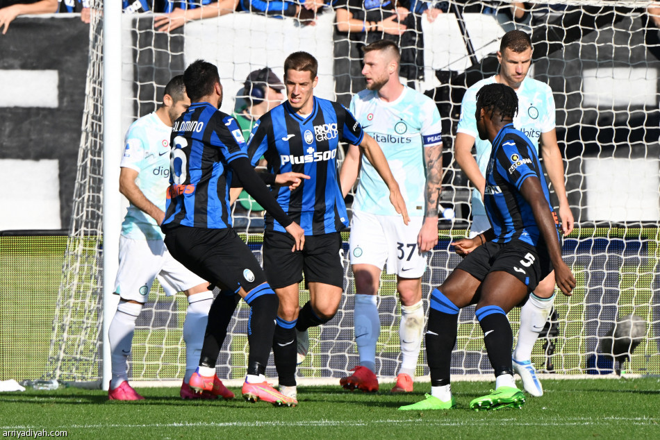 إنتر ميلان يقلبها على أتلانتا بثلاثية