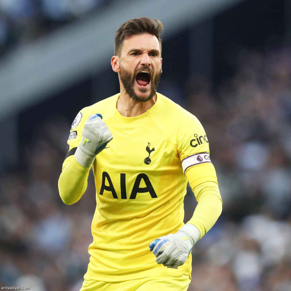 لوريس  
يحلم بالثاني