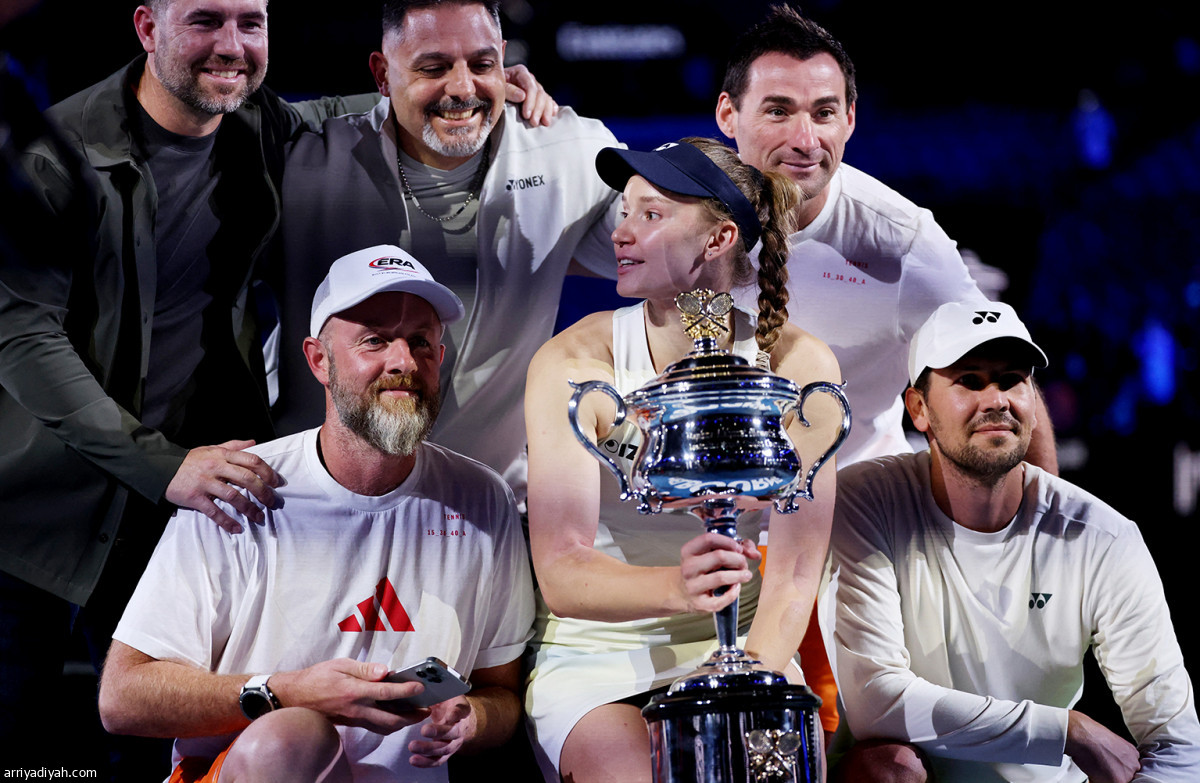 إيلينا بطلة أستراليا