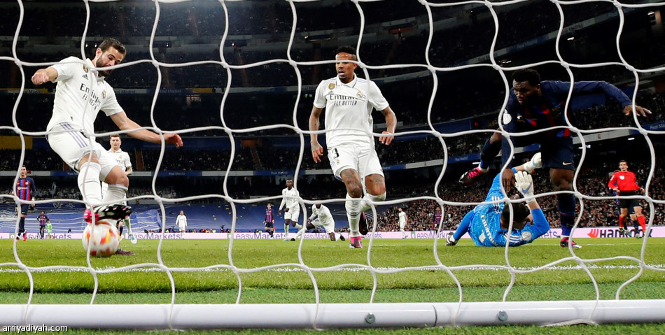 برشلونة يسقط الريال في داره بـ «عكسي»