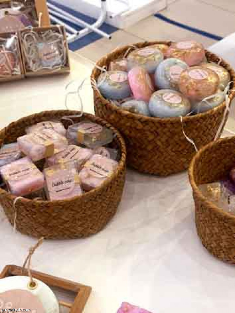 رنيم
تبحر في الرغوة