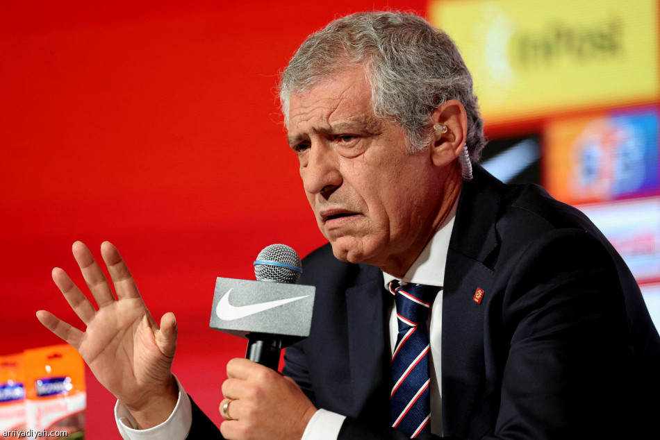 سانتوس يخلف تشيسلاف في تدريب بولندا