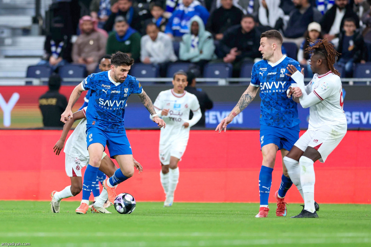 الأزرق يتعافى