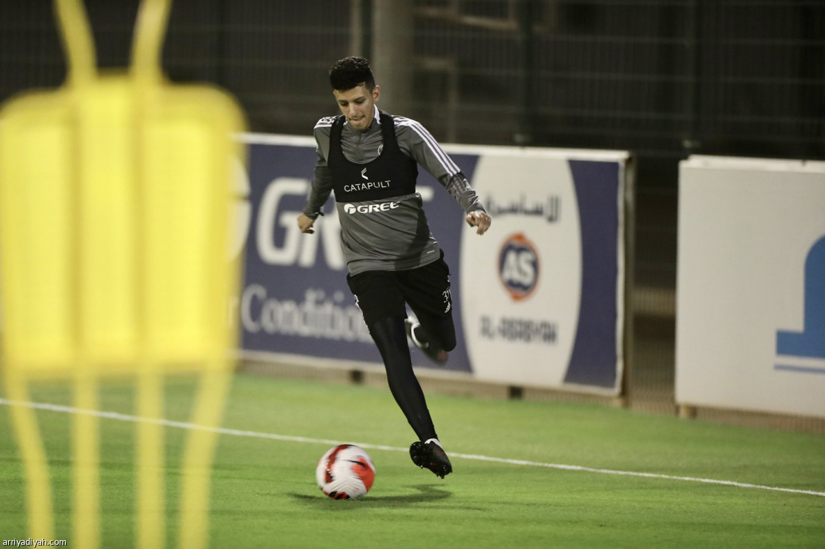 الفيصلي.. اجتماع فيديو