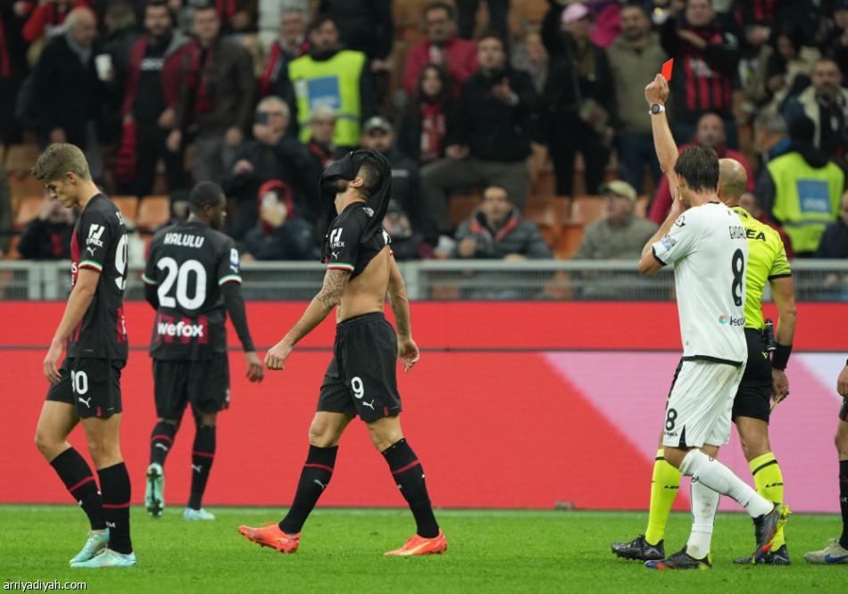 جيرو ينقذ ميلان أمام سبيتسيا