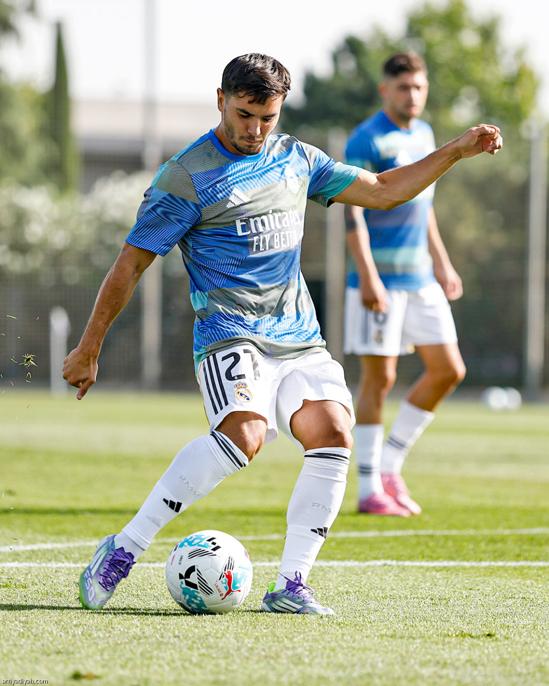 الريال.. تسديد نهاري