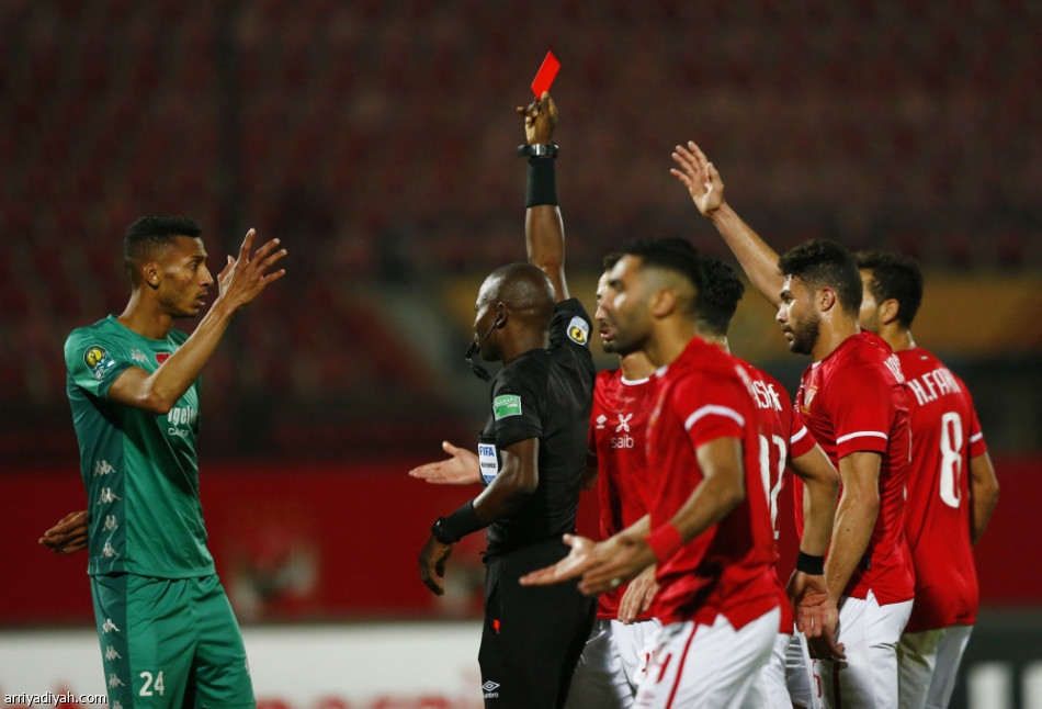 أبطال إفريقيا.. الأهلي يكسب الرجاء بثنائية