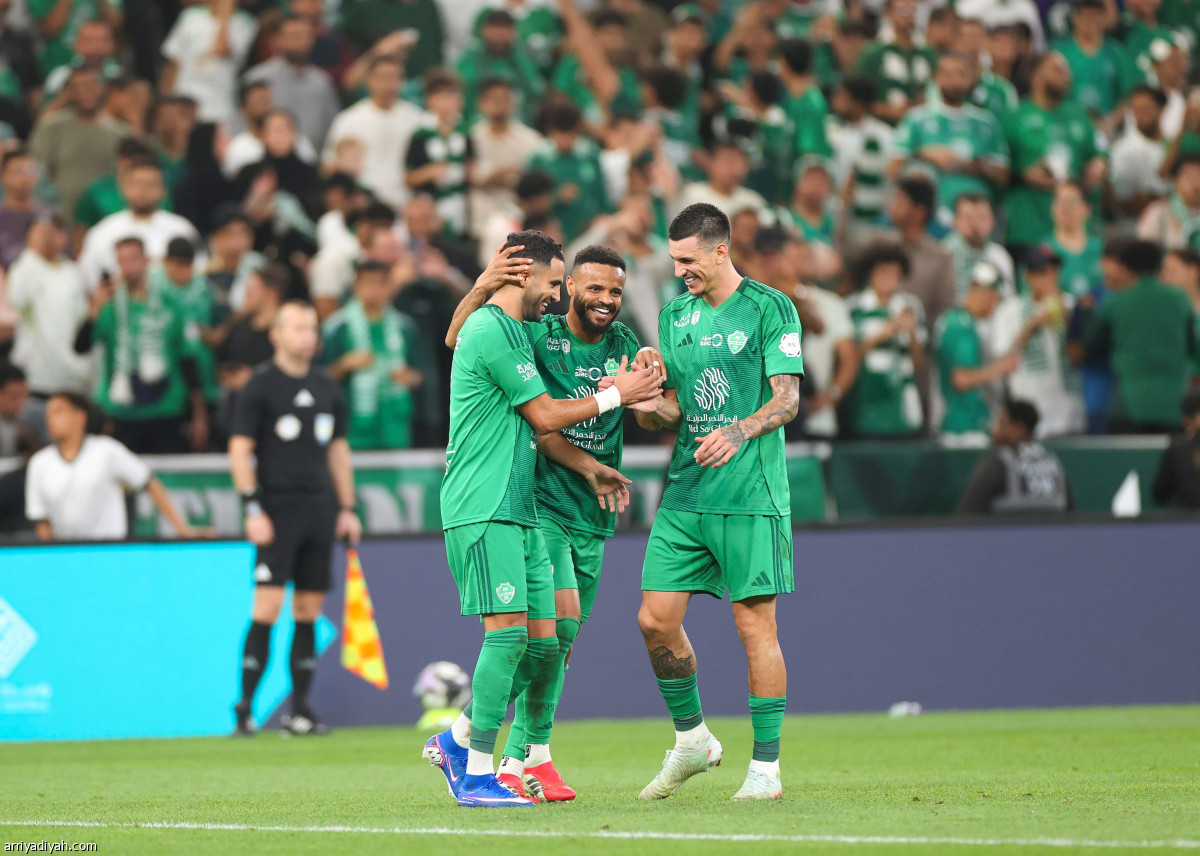 الأهلي ينتصر