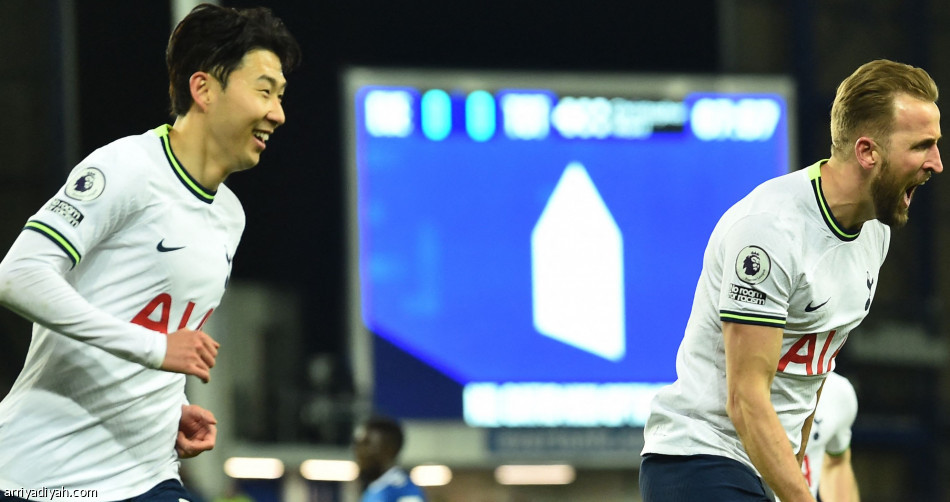 بتعادل إيفرتون.. توتنهام يقفز  إلى «الرابع»