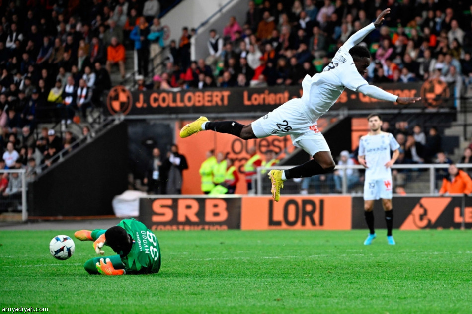 بـ9 لاعبين.. رينس يعطل انطلاقة لوريان