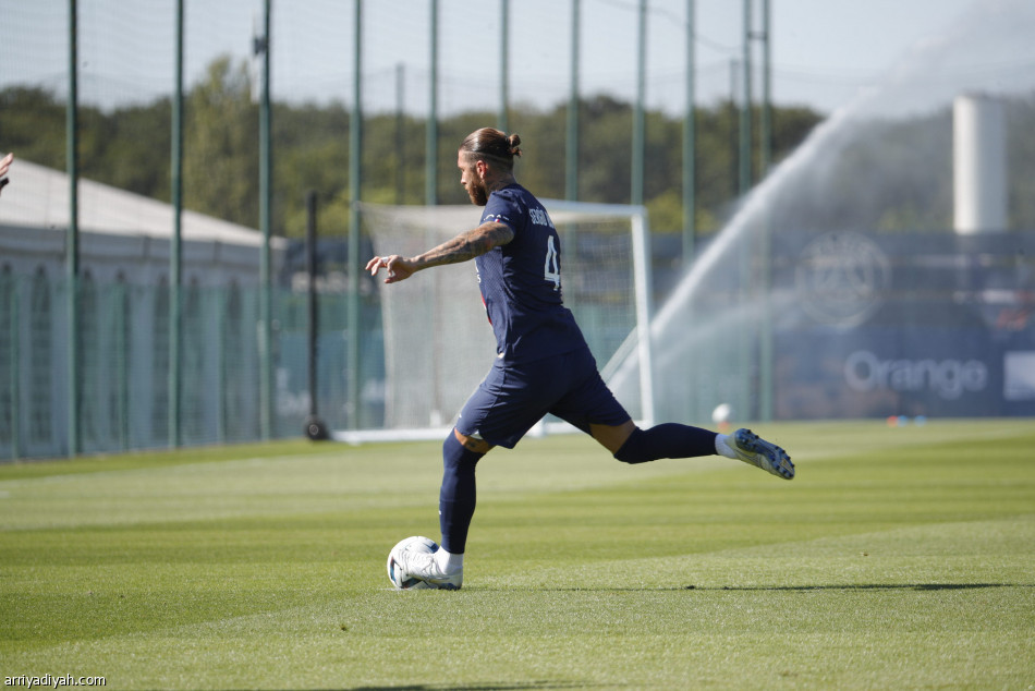 سان جرمان.. انتصار أول تحت قيادة جالتييه