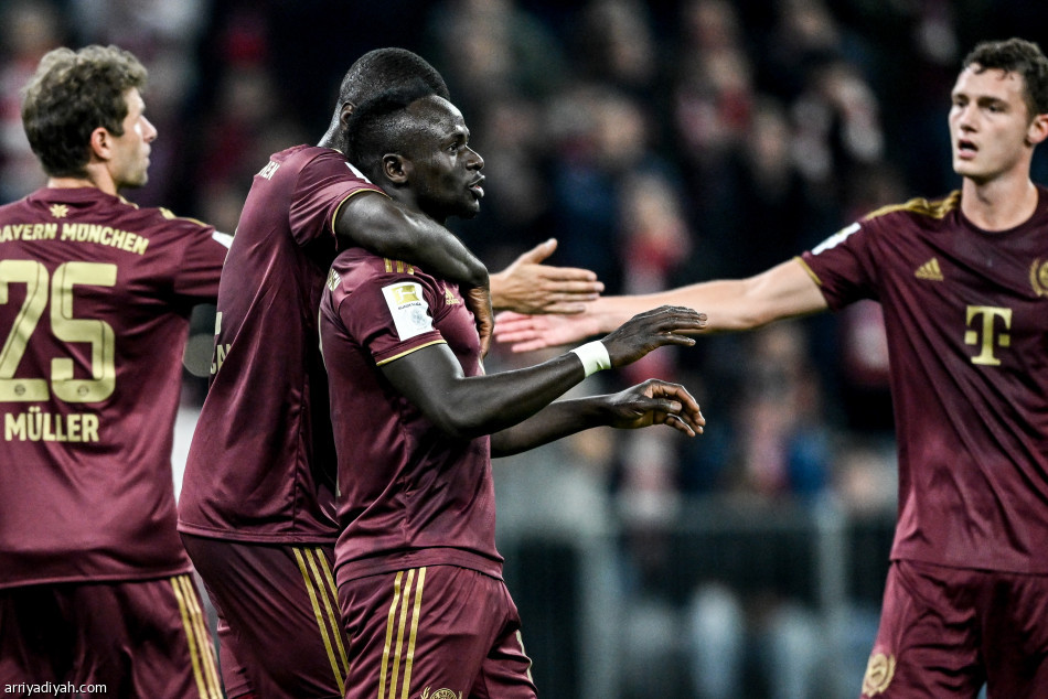 بايرن  يستعيد توازنه برباعية  ليفركوزن