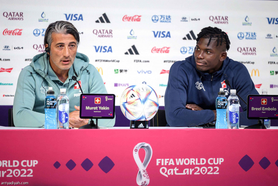 فيرنانديز.. 
قائد بلا شارة