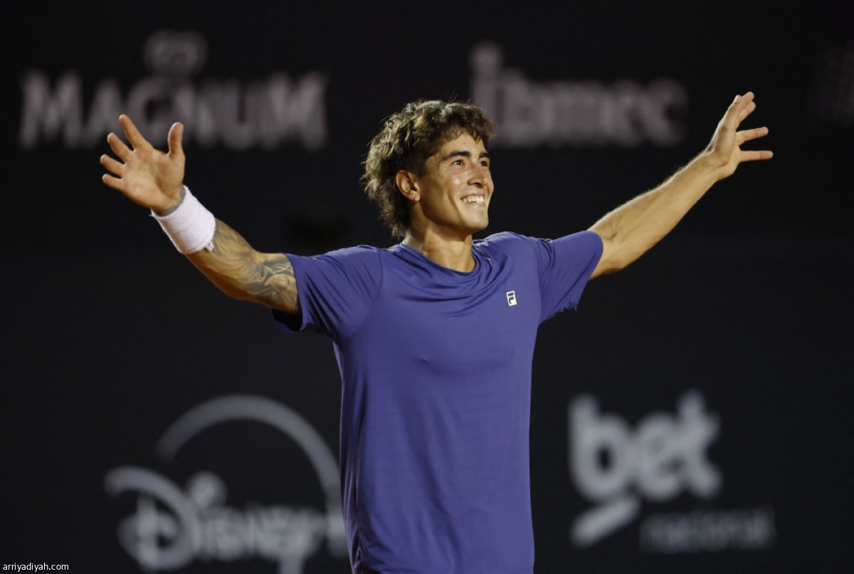 اصطدام وخروج