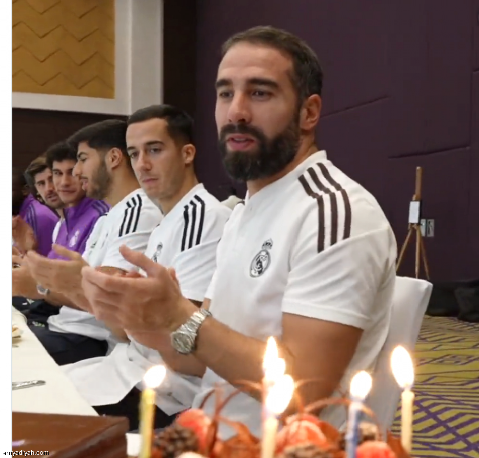 بـ 200 مباراة.. 
أنشيلوتي إلى التاسع